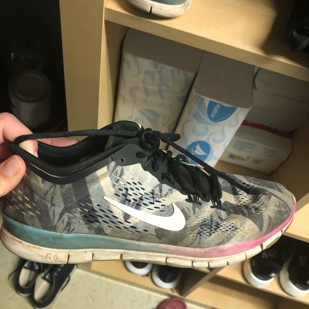 Nike Gym Shoes